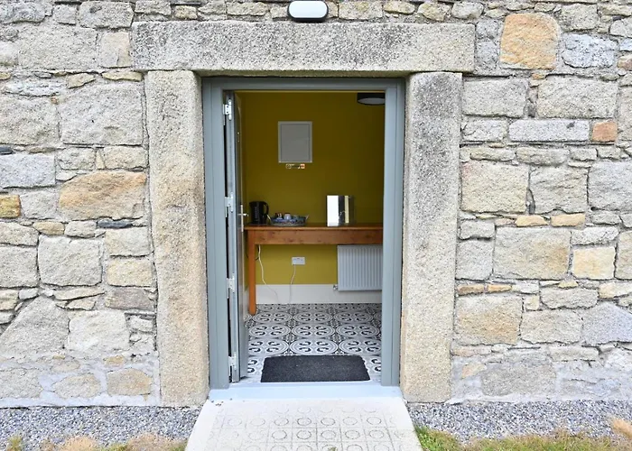 Upper Yard House Feriegård *